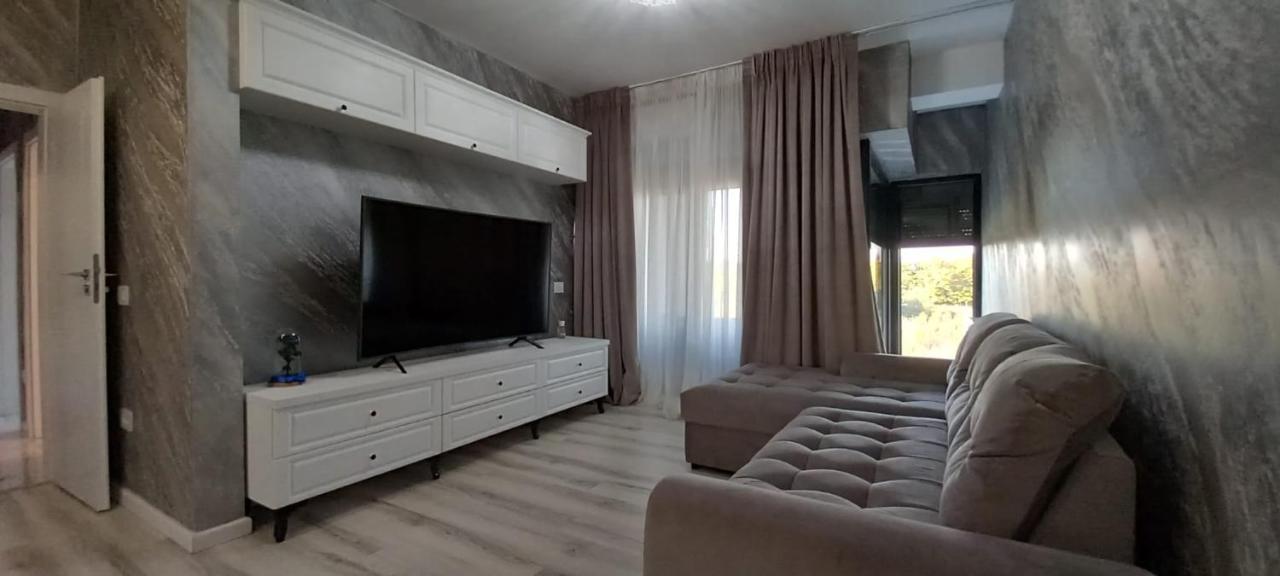 North Pipera Apartment W Parking & Self Check In Voluntari Ngoại thất bức ảnh